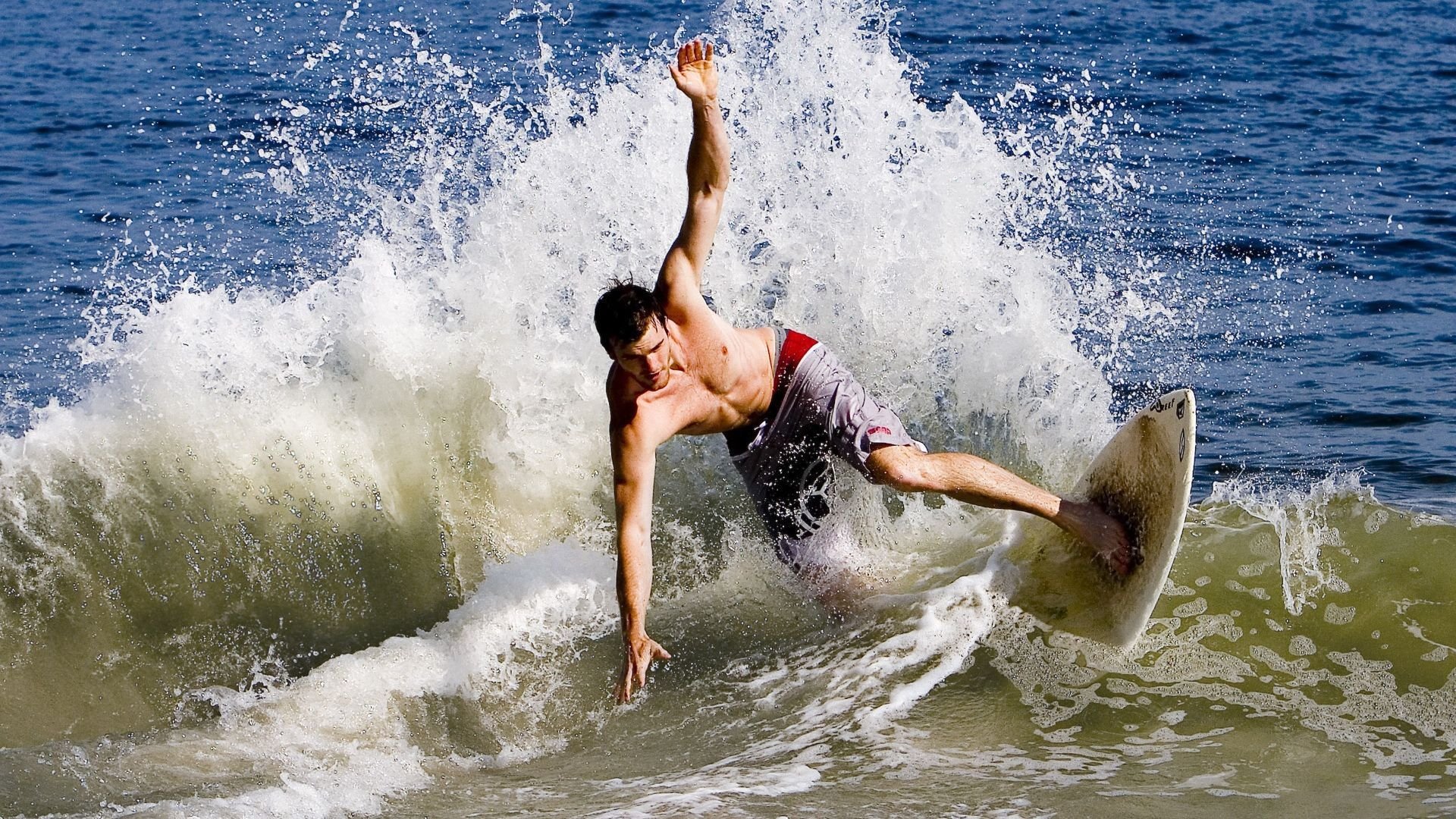 更高效的团队合作：顶级战术合作的秘密揭秘，高效团队合作有哪几种角色